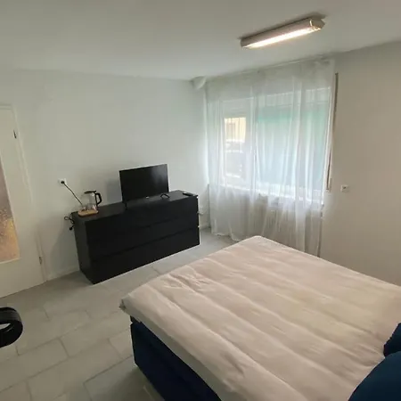 アパート Ferienzimmer - In Unterhausen Lichtenstein (Baden-Wurttemberg)